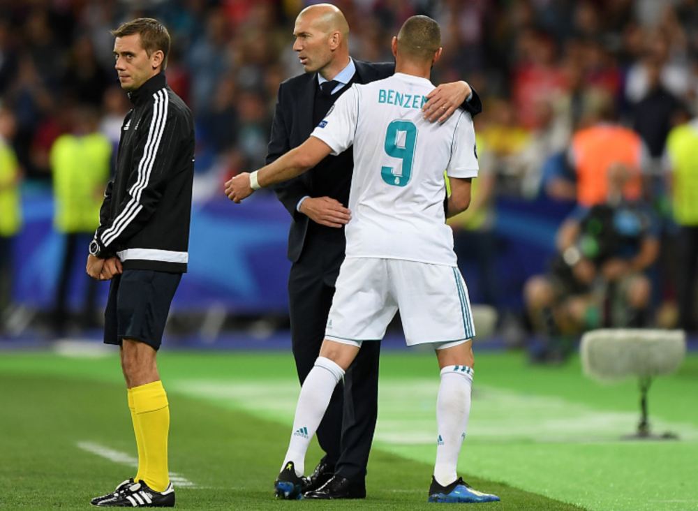 包含风云突变孟菲斯灰熊赛前扳平良机，法甲版图或变，更衣室稳定，赛程密集仍需轮换的词条