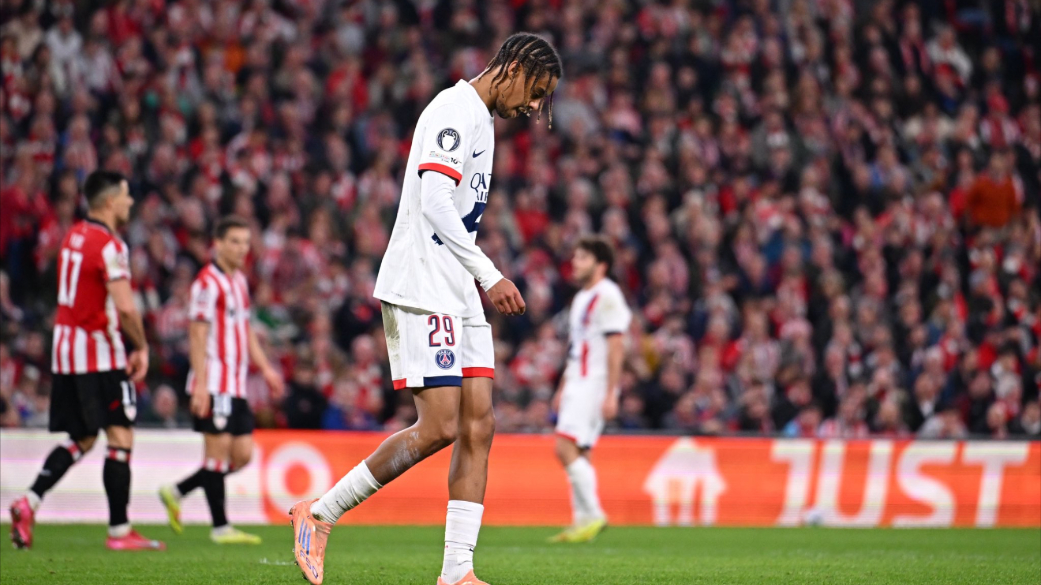 欧冠关键时刻再迎强敌，毕尔巴鄂竞技完成体检，主帅态度——震撼外界，赛季目标并未改变的简单介绍